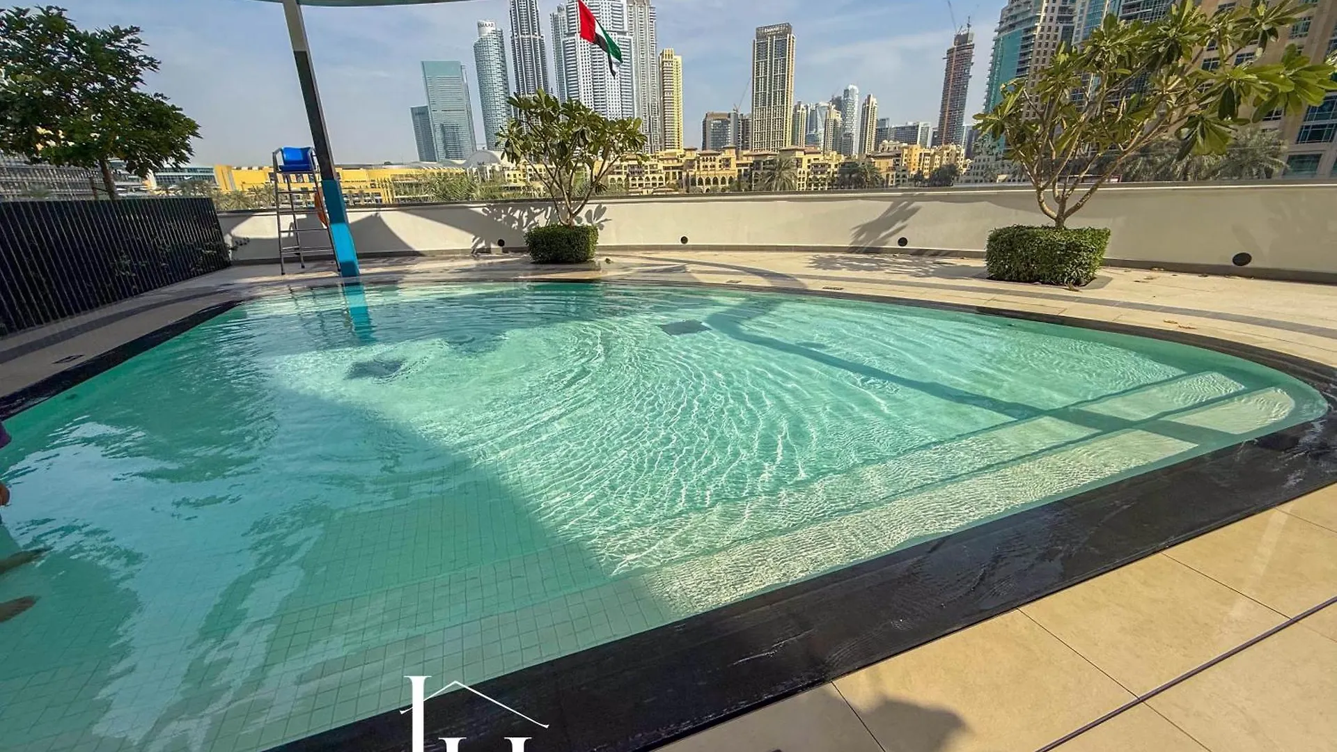 Lux The Grande Signature Skyline Suite Dubai 0*,